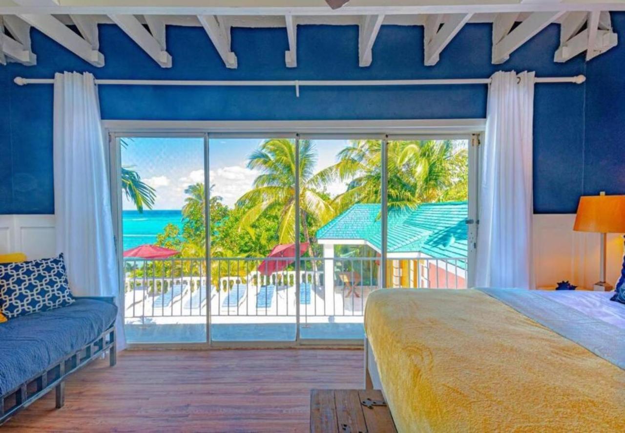 Pool At Viking Hill - * Nassau